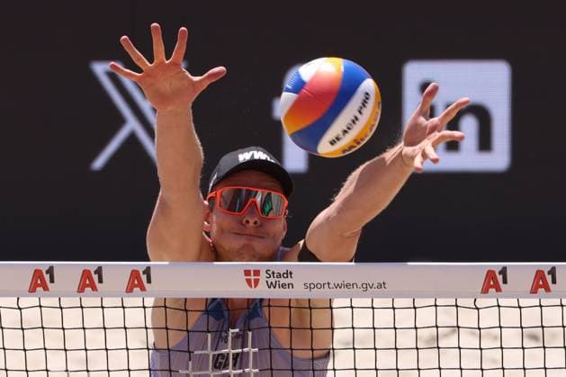 BEACHVOLLEYBALL - Beach Pro Vienna VIENNA,AUSTRIA,14.JUL.24 - Beach volleyball, Beachvolleyball - A1 Beach Pro Vienna. Image shows Nils Ehlers (GER).  GEPAxpictures xMathiasxMandl