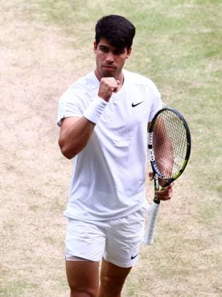 Carlos Alcaraz during the Gentlemen s Singles final Wimbledon Tennis Championships, Day 14, The All England Lawn Tennis and Croquet Club, London, UK - 14 Jul 2024  Copyright: xJamesxMarsh Shutterstockx 14584815cb
