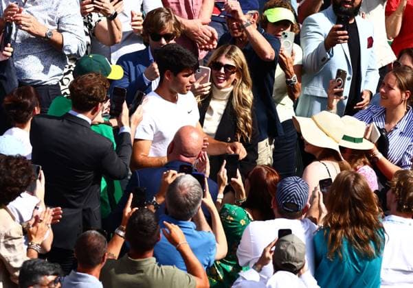 Carlos Alcaraz celebrates victory in the Gentlemen s Singles final Wimbledon Tennis Championships, Day 14, The All England Lawn Tennis and Croquet Club, London, UK - 14 Jul 2024  Copyright: xJamesxMarsh Shutterstockx 14584815cn