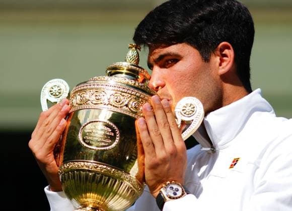Carlos Alcaraz celebrates victory in the Gentlemen s Singles final Wimbledon Tennis Championships, Day 14, The All England Lawn Tennis and Croquet Club, London, UK - 14 Jul 2024  Copyright: xJavierxGarcia Shutterstockx 14584814gv