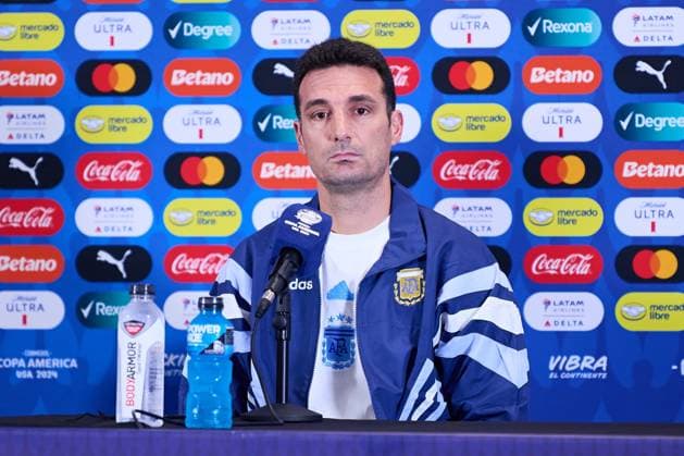 RECORD DATE NOT STATED Copa America USA 2024 Argentina press conference, PK, Pressekonferenz Lionel Scaloni head coach of Argentina during press conference ahead of final match against Colombia as part of CONMEBOL Copa America USA 2024 at Hard Rock Stadium on July 13, 2024 in Miami Gardens, United States. MIAMI GARDENS FLORIDA UNITED STATES  Copyright: xJosexLuisxMelgarejox 20240713143756_CA_F_2024_ARG_PRESS_SCALONI3
