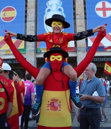 14 07 2024, xtgx, Football EM 2024 Final, Spain England emspor, v l emotions, fans, atmosphere, flags, logo, Spain, spectators, jerseys UEFA REGULATIONS PROHIBIT ANY USE OF PHOTOGRAPHS as IMAGE SEQUENCES and or QUASI VIDEO Berlin