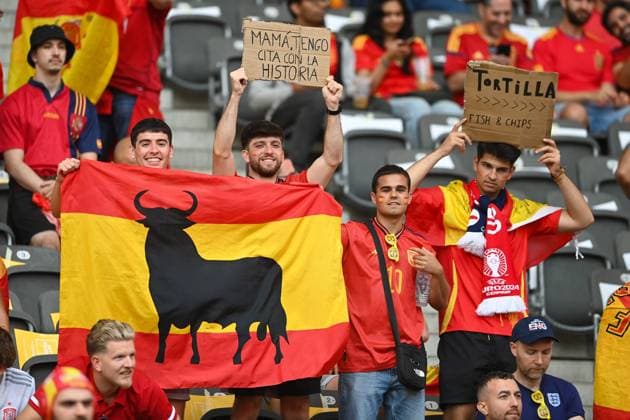 Football, Men, Season 2023 24, UEFA Euro EM 2024, Final in Berlin, Spain England, Fans of Spain , 14 07 2024, Copyright: xSebastianxRäppold MatthiasxKochx