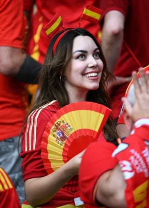 Football, European Championship, EURO 2024, final, Olympiastadion Berlin Spain England fans Spain fan, fans, fan culture, enthusiasm