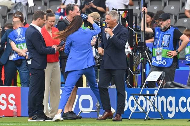 Bastian SCHWEINSTEIGER makes fun with Esther SEDLACZEK presenter , FINAL Spain ESP England ENG on 14 07 2024, Olympiastadion Berlin Football UEFA EURO 2024 GERMANY from 14 06 2024 14 07 2024