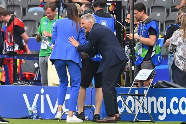 Bastian SCHWEINSTEIGER makes fun with Esther SEDLACZEK presenter , FINAL Spain ESP England ENG on 14 07 2024, Olympiastadion Berlin Football UEFA EURO 2024 GERMANY from 14 06 2024 14 07 2024
