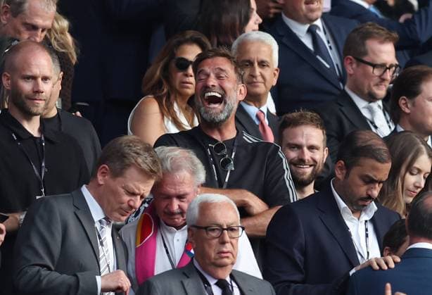Bilder des Jahres 2024, Sport 07 Juli Sport Themen der Woche KW28 Sport Bilder des Tages Berlin, Germany, 14th July 2024. Former Liverpool manager Jurgen Klopp (C) during the UEFA European Championships final match at Olympiastadion, Berlin. Picture: Paul Terry Sportimage EDITORIAL USE ONLY. No use with unauthorised audio, video, data, fixture lists, club league logos or live services. Online in-match use limited to 120 images, no video emulation. No use in betting, games or single club league player publications. SPI-3227-0057