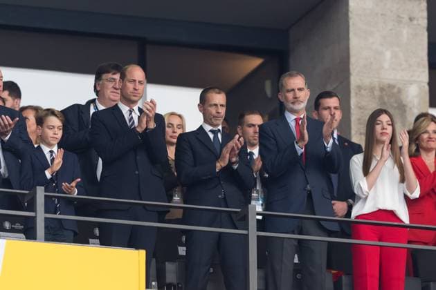 Football, men, season 2023 24, UEFA Euro EM 2024, final in Berlin, Spain England, from l HRH Prince William Arthur Philip Louis Prince of Wales , President Aleksander Ceferin UEFA and the Spanish King Felipe VI , 14 07 2024, Copyright: xSebastianxRäppold MatthiasxKochx