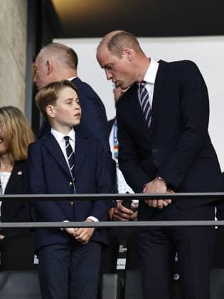 BERLIN - (l-r) Prince George, Prince William during the UEFA EURO, EM, Europameisterschaft,Fussball 2024 Final match between Spain and England at the Olympiastadion on July 14, 2024 in Berlin, Germany. ANP Hollandse Hoogte MAURICE VAN STEEN UEFA EURO 2024 FINAL 2024 xVIxANPxSportx xVanxSteenxFotografiexIVx 503474988 originalFilename: 503474988.jpg