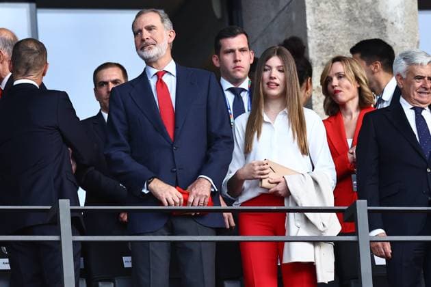 King Felipe VI of Spain with Her Royal Highness the Infanta Sofia Spain v England, UEFA European Championship, EM, Europameisterschaft 2024, Final, Football, Olympiastadion, Berlin, Germany, 14 Jul 2024 EDITORIAL USE ONLY No use with unauthorised audio, video, data, fixture lists, club league logos or live services. Online in-match use limited to 120 images, no video emulation. No use in betting, games or single club league player publications. Copyright: xMichaelxZemanek Shutterstockx 14583343au