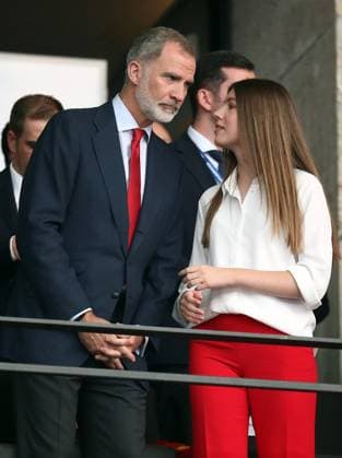 14 07 2024, xtgx, European Football Championship 2024 Final, Spain England emspor, v l Felipe VI King of Spain and daughter Sofia UEFA REGULATIONS PROHIBIT ANY USE OF PHOTOGRAPHS as IMAGE SEQUENCES and or QUASI VIDEO Berlin