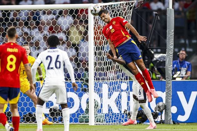 BERLIN, 14-07-2024, Olympia Stadium , European Football Championship Euro2024, final match no.51 between Spain and England. s15Spain player Alex Baena s2Spain player Daniel Carvajal s24Spain player Marc Cucurella s4Spain player Nacho s20Spain player Pedri s12Spain player Alejandro Grimaldo s16Spain player Rodrigo s14Spain player Aymeric Laporte s3Spain player Robin Le Normand s25Spain player Fermin Lopez s9Spain player Joselu s6Spain player Mikel Merino s7Spain player Alvaro Morata s19Spain player Lamine Yamal s22Spain player Jesus Navas s10Spain player Dani Olmo s21Spain player Mikel Oyarzabal s26Spain player Ayoze Perez s1Spain goalkeeper David Raya s13Spain goalkeeper Alejandro Remiro s8Spain player Fabian Ruiz s23Spain goalkeeper Unai Simon s11Spain player Ferran Torres s5Spain player Daniel Vivian s17Spain player Nico Williams s18Spain player Martin Zubimendi scSpain trainer coach Luis De La Fuente e8England player Trent Alexander Arnold e10England player Jude Bellingham e20England player Jarrod Bowen e15England player Lewis Dunk e21England player Eberechi Eze e11England player Phil Foden e16England player Conor Gallagher e22England player Joseph Gomez e18England player Anthony Gorden e6England player Marc Guehi e23England goalkeeper Dean Henderson e9England player Harry Kane e14England player Ezra Ngoyo Konsa e26England player Kobbie Mainoo e24England player Cole Palmer e1England goalkeeper Jordan Pickford e13England goalkeeper Aaron Ramsdale e4England player Declan Rice e7England player Bukayo Saka e3England player Luke Shaw e5England player John Stones e17England player Ivan Toney e12England player Kieran Trippier e2England player Kyle Walker e19England player Oliver Watkins e25England player Adam Wharton ecEngland coach Gareth Southgate Spain - England (Euro2024)  x25759538x Copyright: