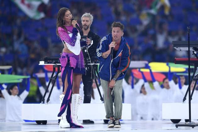 Soccer UEFA EURO 2024 Final Spain England on 14 07 2024 at Olympiastadion Berlin in Berlin Leony, left Ryan Tedder OneRepublic , right singing the EM Song Fire xRx
