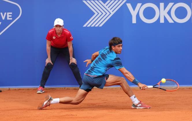 Tennis Men ATP, Tennis Men Tour 500 European Open Hamburg, Hamburg Open ATP 500 2024 Qualifying Round , 14 07 2024, Francisco Comesana ARG plays a backhand Copyright: FernandoxSoares