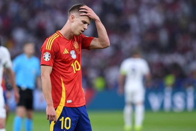 Soccer UEFA EURO 2024 Final Spain England on 14 07 2024 at Olympiastadion Berlin in Berlin Dani Olmo Spain disappointed xRx