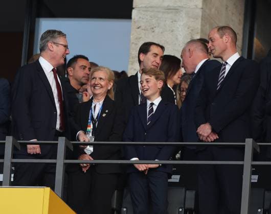 Spain v England UEFA EURO, EM, Europameisterschaft,Fussball 2024 Final British Prime Minister Sir Kier Starmer with HRH William, Prince of Wales with his son HRH Prince George of Wales during the UEFA Euro 2024 Final between Spain and England at Olympiastadion, Berlin UK Newspapers OUT Copyright: xPaulxChestertonx FIL-20347-0100