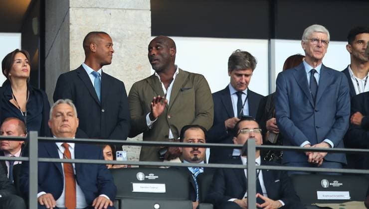 Spain v England, Berlin, UK - 14 Jul 2024 Soul Campbell and Arsne Wenger during the UEFA EURO, EM, Europameisterschaft,Fussball 2024 Final match between Spain and England at Olympistadion, Berlin on 14 July 2024 ( Berlin Olympistadion Berlin Germany Copyright: xMicahxCrook PPAUKx PPA-123513