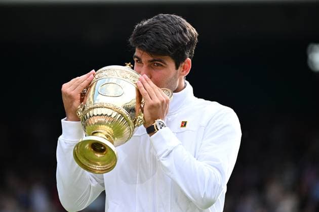 Wimbledon - Carlos Alcaraz v Novak Djokovic Carlos Alcaraz (ESP) wins his second Wimbledon trophy at the 2024 Wimbledon Championships at the AELTC in London, UK, on July 14, 2024. Photo by Corinne Dubreuil ABACAPRESS.COM London United Kingdom  Copyright: xDubreuilxCorinne ABACAx