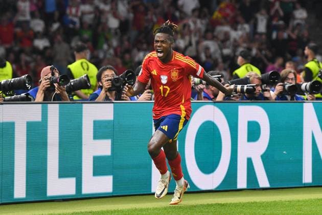 Football, men, season 2023 24, UEFA Euro EM 2024, final in Berlin, Spain England, Nico Williams Spain goal celebration, cheers after scoring 1 0 , 14 07 2024, Copyright: xSebastianxRäppold MatthiasxKochx