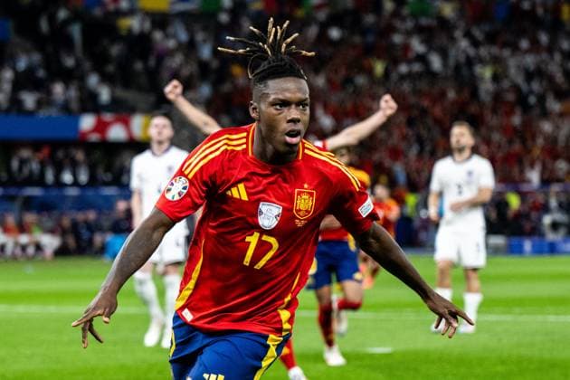 240714 Nicholas Williams of Spain celebrates after 1 0 during the UEFA Euro 2024 Football Championship final between Spain and England on July 14, 2024 in Berlin Photo Mathias Bergeld BILDBYRAN kod MB MB0946 fotboll football soccer fotballs em europamästerskap em uefa euro uefa european football championship euro 2024 final spanien spain england bbeng jubel  Copyright: MATHIASxBERGELD BB240714MB106