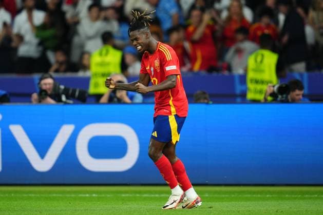 GER: Spain v England. UEFA EURO, EM, Europameisterschaft,Fussball 2024 Final Nico Williams of Spain celebrates the 1-0 during the UEFA Euro 2024 match between Spain and England, Final, played at Olympiastadion on July 14, 2024 in Berlin, Germany. kpng Copyright: xBaguxBlancox xPRESSINPHOTOx PS_240714_ESP_ENG_073