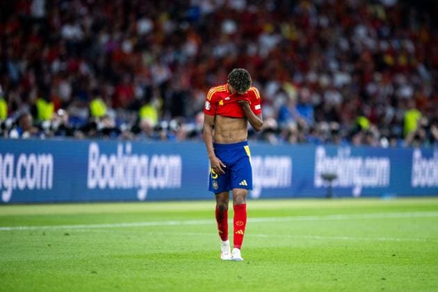 Lamine Yamal Spain, 19 aergert sich, GER, Spain ESP vs England ENG , European Football Championship, UEFA EURO 2024, Final, 14 07 2024 GER, Spain ESP vs England ENG , European Football Championship, UEFA EURO 2024, Final, 14 07 2024 Berlin Copyright: xEibner-Pressefoto Memmlerx EP_MMR