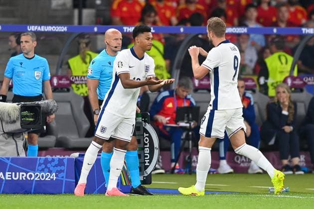 Football, men, season 2023 24, UEFA Euro EM 2024, final in Berlin, Spain England, f l Ollie Watkins England and Harry Kane England , 14 07 2024, Copyright: xSebastianxRäppold MatthiasxKochx