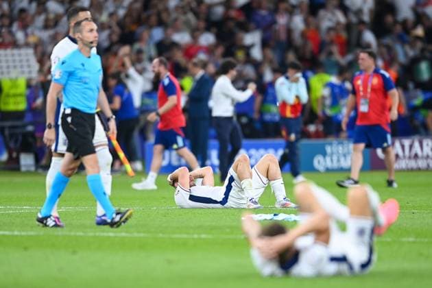 Football, Men, Season 2023 24, UEFA Euro EM 2024, Final in Berlin, Spain England, England players disappointed , 14 07 2024, Copyright: xSebastianxRäppold MatthiasxKochx