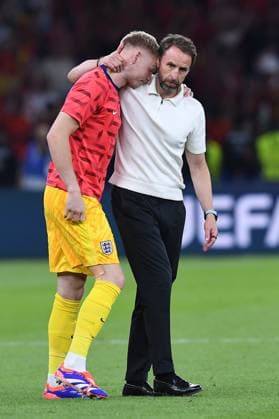 Soccer UEFA EURO 2024 Final Spain England on 14 07 2024 at Olympiastadion Berlin in Berlin Aaron Ramsdale England , left Gareth Southgate Coach Head Coach England , right disappointed xRx