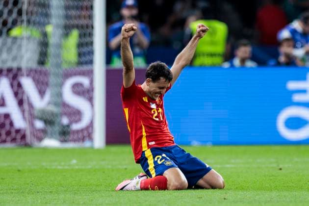 UEFA EURO 2024 Final Spain England 14 07 2024 Mikel Oyarzabal Spain, 21 cheers after the final whistle UEFA EURO 2024 Final Spain England Olympiastadion, Berlin on 14 07 2024 Copyright: xBEAUTIFULxSPORTS Wunderlx