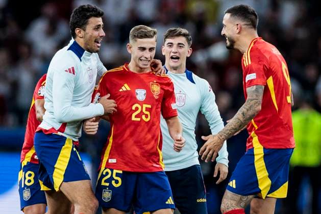 UEFA EURO 2024 Final Spain England 14 07 2024 Rodri Spain, 16 , Fermin Lopez Spain, 25 , Joselu Spain, 09 celebrate UEFA EURO 2024 Final Spain England Olympiastadion, Berlin on 14 07 2024 Copyright: xBEAUTIFULxSPORTS Wunderlx