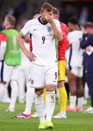 Berlin, Germany, 14th July 2024. Harry Kane of England dejected during the UEFA European Championships final match at Olympiastadion, Berlin. Picture credit should read: David Klein Sportimage EDITORIAL USE ONLY. No use with unauthorised audio, video, data, fixture lists, club league logos or live services. Online in-match use limited to 120 images, no video emulation. No use in betting, games or single club league player publications. SPI-3228-0146