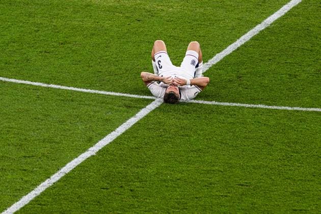 BERLIN - Luke Shaw of England is disappointed by the loss during the UEFA EURO, EM, Europameisterschaft,Fussball 2024 Final match between Spain and England at the Olympiastadion on July 14, 2024 in Berlin, Germany. ANP Hollandse Hoogte UEFA EURO 2024 FINAL 2024 xVIxANPxSportx xGerritxvanxKeulenxIVx 503484371 originalFilename: 503484371.jpg