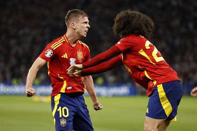 BERLIN - (l-r) Dani Olmo of Spain, Marc Cucurella of Spain during the UEFA EURO, EM, Europameisterschaft,Fussball 2024 Final match between Spain and England at the Olympiastadion on July 14, 2024 in Berlin, Germany. ANP Hollandse Hoogte MAURICE VAN STEEN UEFA EURO 2024 FINAL 2024 xVIxANPxSportx xVanxSteenxFotografiexIVx 503485808 originalFilename: 503485808.jpg