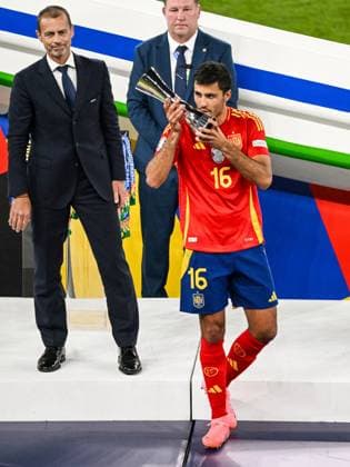 BERLIN - Rodri of Spain is the best player of the tournament during the UEFA EURO, EM, Europameisterschaft,Fussball 2024 Final match between Spain and England at the Olympiastadion on July 14, 2024 in Berlin, Germany. ANP Hollandse Hoogte UEFA EURO 2024 FINAL 2024 xVIxANPxSportx xGerritxvanxKeulenxIVx 503486029 originalFilename: 503486029.jpg