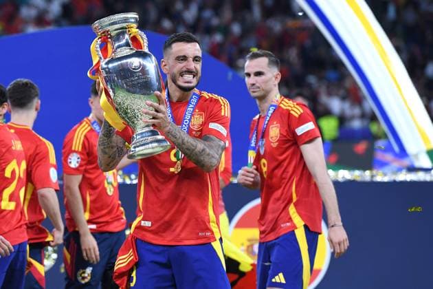 Soccer UEFA EURO 2024 Final Spain England on 14 07 2024 at the Olympiastadion Berlin in Berlin Joselu Spain with the European Championship Cup with the Henri Delaunay Cup xRx