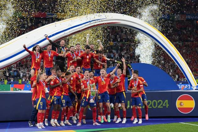 Spain is European Champion, Alvaro Morata Spain Spain, 07 lifts the Henri Delaunay Cup Berlin 14 07 2024 Spain vs England, M51, EURO2024 Final, Olympiastadion Berlin