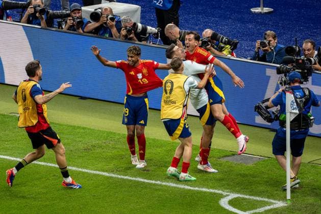 Football Berlin 14 07 2024 UEFA Euro 2024 Final England ENG Spain ESP Cheering after the goal for 1 2 by Mikel Oyarzabal Spain, No 21