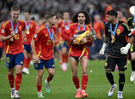 14 07 2024, Football UEFA EURO 2024, Final at Berlin Olympic Stadium, Spain England, from l Dani Olmo Spain , Fermin Spain , Marc Cucurella Spain and David Raya Spain
