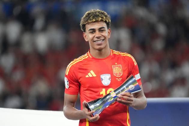 EURO 2024, Final, Spain - England, Lamine Yamal is young player of the tournament