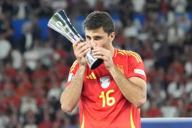 Rodri Spain Spain, 16 is voted player of the tournament Berlin 14 07 2024 Spain vs England, M51, EURO2024 Final, Olympiastadion Berlin