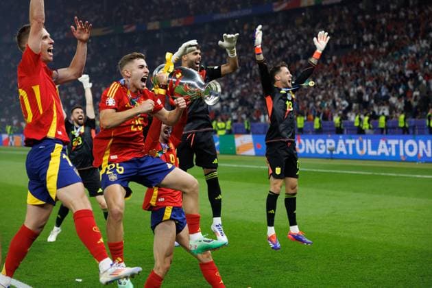 Players of Spain seen celebrating during UEFA EURO, EM, Europameisterschaft,Fussball 2024 final game between national teams of Spain and England at Olympiastadium, Berlin, Germany (Maciej Rogowski) Berlin Olympiastadium Germany Copyright: xMaciejxRogowskix spainengland