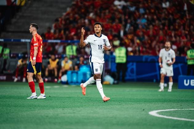 Soccer Men UEFA European Football Championship 2024 Final Spain vs England 14 07 2024 Ollie Watkins 19, England enter the field Berlin Olympiastadion Berlin Germany