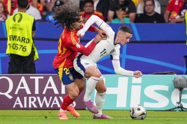 Duel Phil Foden England, 11 vs Marc Cucurella Spain Spain, 24 Berlin 14 07 2024 Spain vs England, M51, EURO2024 Final, Olympiastadion Berlin