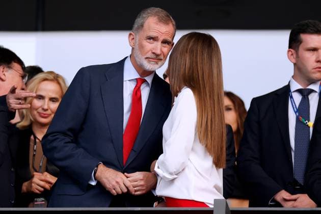 FELIPE THE VI KING OF SPAIN WITH DAUGHTER PRINCESS SOFIA EUROPEAN CHAMPIONSHIP 2024 GERMANY EURO 2024 Match Final SPA ENG 2 1 on 14 07 2024 in Berlin DFL REGULATIONS PROHIBIT ANY USE OF PHOTOGRAPHS as IMAGE SEQUENCES and or QUASI VIDEO Copyright: xLacixPerenyix