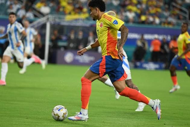 14th July 2024: Miami Gardens, Florida, USA: Luis D& xed;az of Colombia Copa America Finals match between Columbia and Argentina at Hard Rock Stadium in Miami Gardens, Fla.  ActionPlus12668387 RodrigoxCaillaud