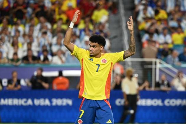 14th July 2024: Miami Gardens, Florida, USA: Luis D& xed;az of Colombia Copa America Finals match between Columbia and Argentina at Hard Rock Stadium in Miami Gardens, Fla.  ActionPlus12668388 RodrigoxCaillaud