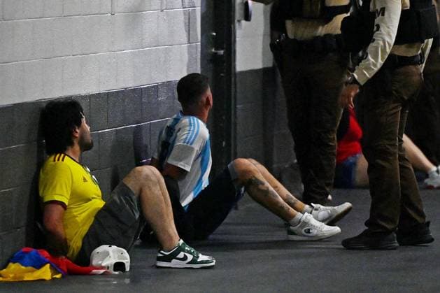 14th July 2024: Miami Gardens, Florida, USA: Fans of Argentina and Col& xf4;mbia, arrested for a pre-game riot Copa America Finals match between Columbia and Argentina at Hard Rock Stadium in Miami Gardens, Fla.  ActionPlus12668369 RodrigoxCaillaud