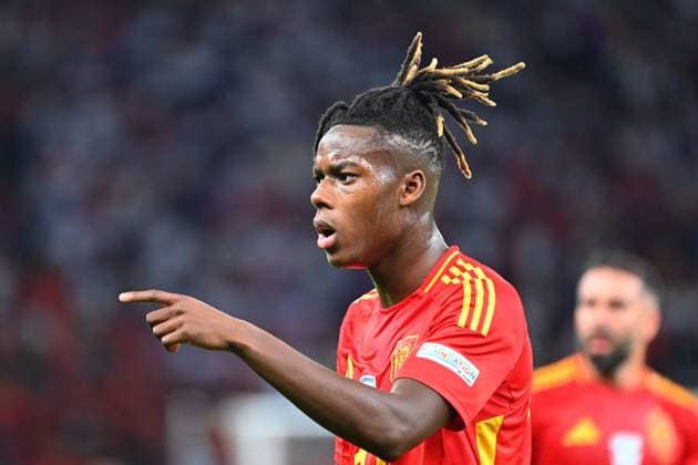 Nico WILLIAMS ESP , gestures,gives instructions,action,single image,cropped single subject,portrait,portrait,portrait FINAL Spain ESP England ENG 2 1 on 14 07 2024, Olympiastadion Berlin Football UEFA EURO 2024 GERMANY from 14 06 2024 14 07 2024
