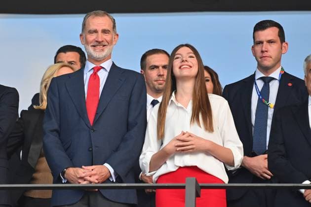 King Felipe VI of Spain, with daughter Sofia, FINAL Spain ESP England ENG 2 1 on 14 07 2024, Olympiastadion Berlin Football UEFA EURO 2024 GERMANY from 14 06 2024 14 07 2024